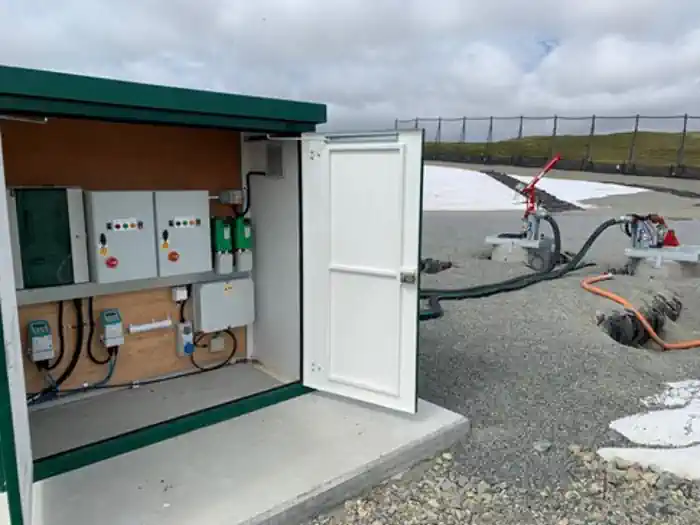 Bennadrove landfill leachate cell pumping equipment.